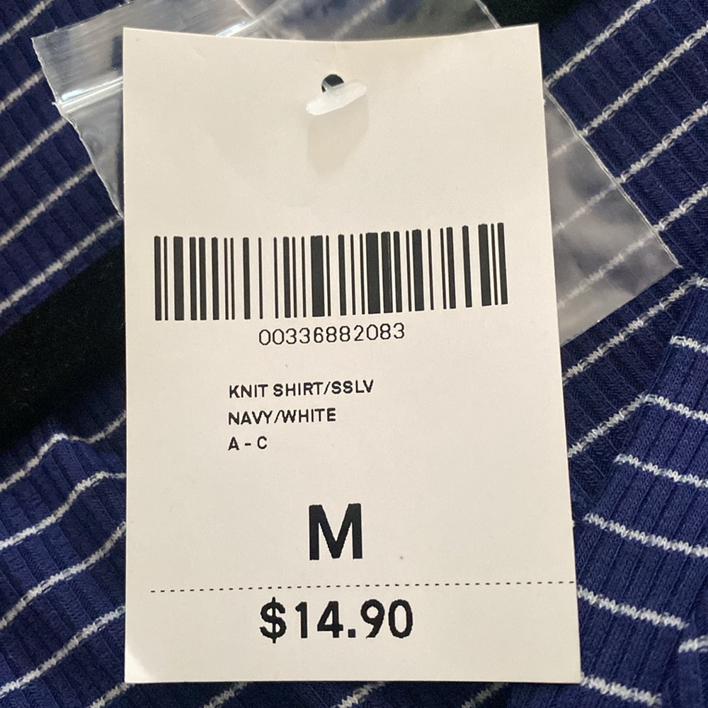 FOREVER 21 Women’s Top - Picture 7 of 8